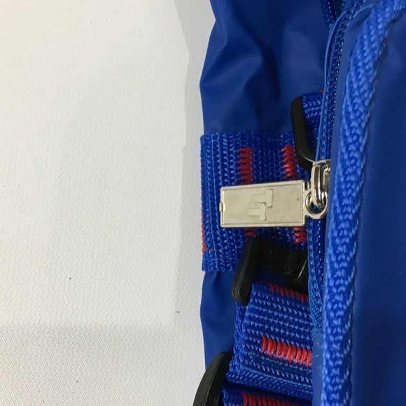 Trafalgar TT Travel Bag Carry On Tote Messenger - Picture 5 of 7